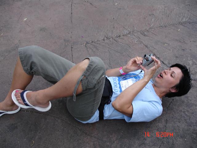 Stay still.....JPG
